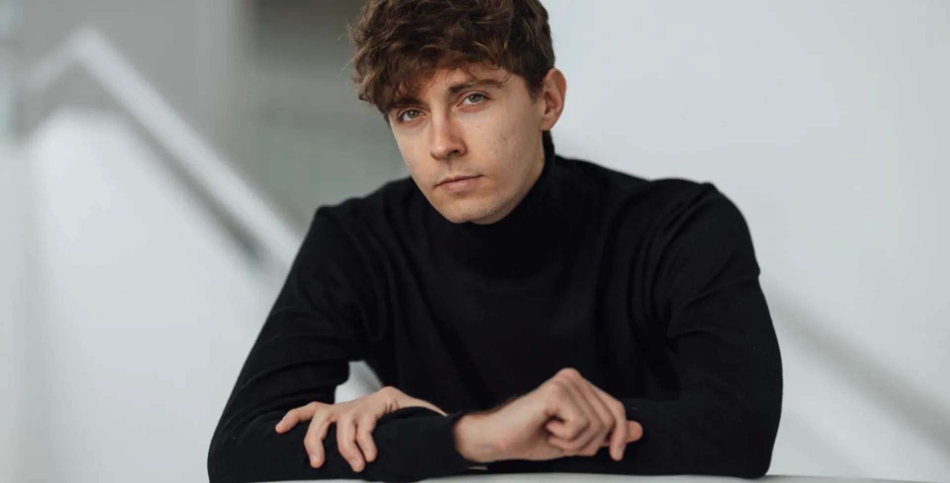 Festeig i giravolt by Jofre Bardolet